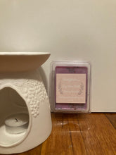 Load image into Gallery viewer, Calming Lavender Wax Melt