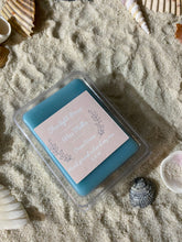 Load image into Gallery viewer, Seaside Coconut Wax Melt