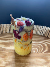 Load image into Gallery viewer, (Yellow) Lemon Floral Pillar Candle