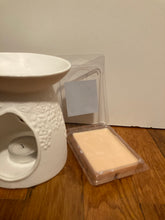 Load image into Gallery viewer, Pumpkin Pie Wax Melt
