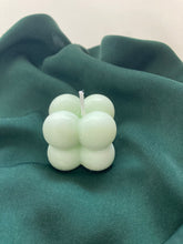 Load image into Gallery viewer, (Green) Eucalyptus &amp; Rosemary Bubble Candle

